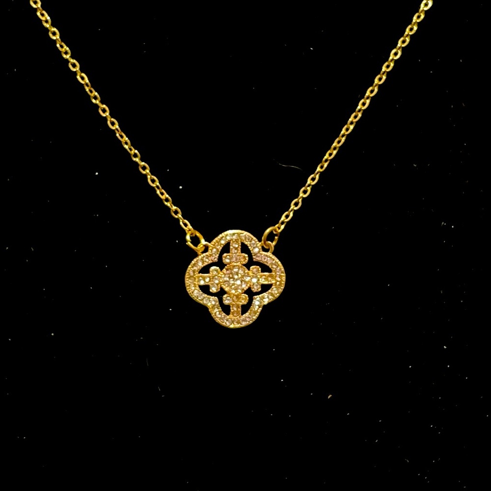 Gold Clover Necklace